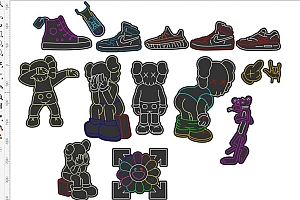 20220609 kaws公仔潮牌暴力熊芝麻街骷髅优衣库